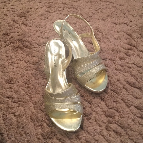 Lulu Townsend Shoes - Gold Sparkly Open Toed Heels ✨👠